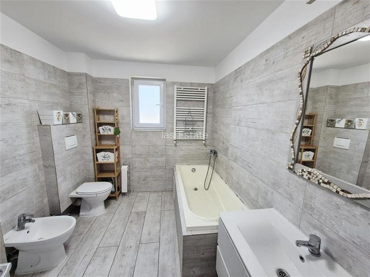 Apartament cu 3 camere utilat/mobilat cu parcare - 11