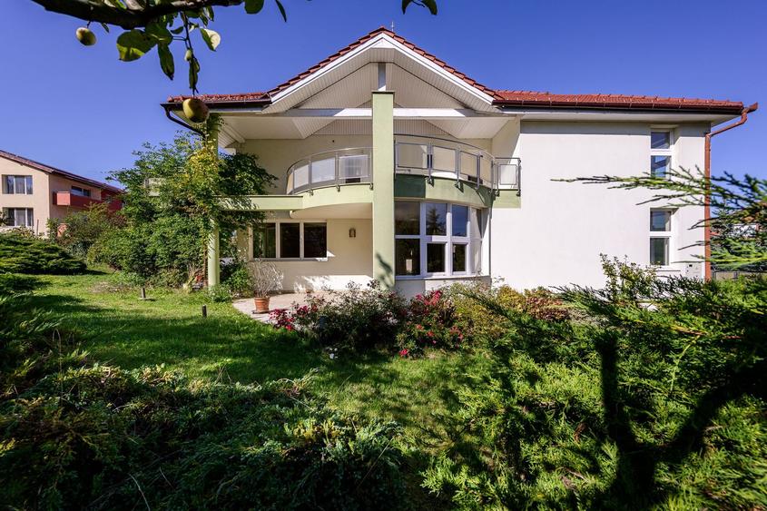 CASA Individuala ELEGANTA 280MP Teren 2150MP CAMPULUI