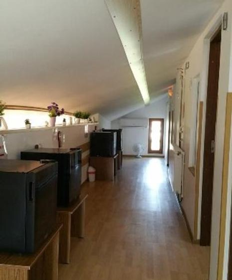 Vilă pensiune ,11 camere-lângă plajă 200 m  Mamaia. StrD14 Nr.7A Năvodari.