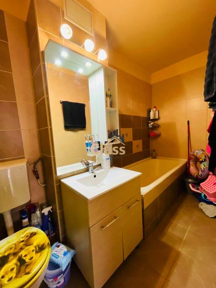 Apartament 2 camere | Etaj intermediar | 50 mpu | Zona Piata Marasti