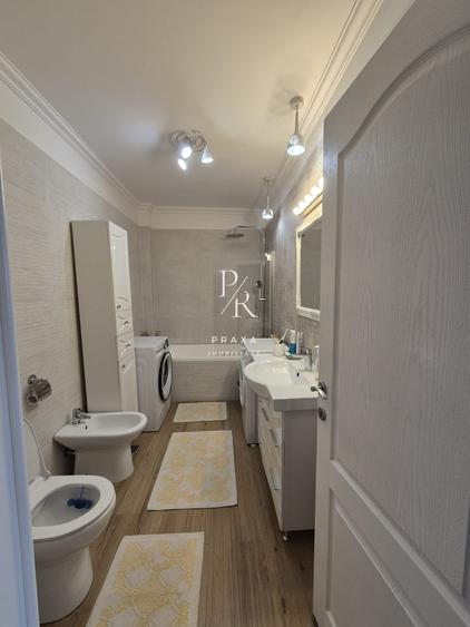 Apartament 3 camere, MODERN, 56 mp, etaj 1, parcare, zona Florilor!