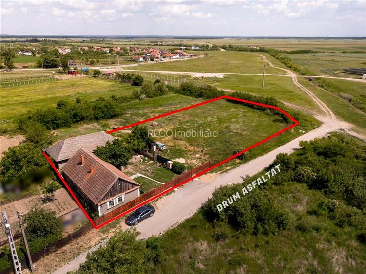 RECO Casa de vanzare cu 3014 mp teren si dublu front stradal ,Gepiu - 2