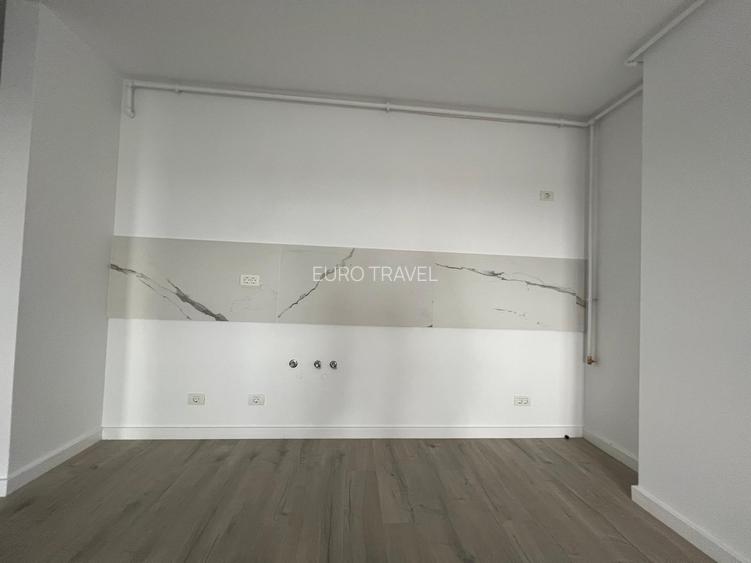 apartament IMPECABIL, "LA CHEIE" in ansambul rezidential  GRAN  VIA - 15