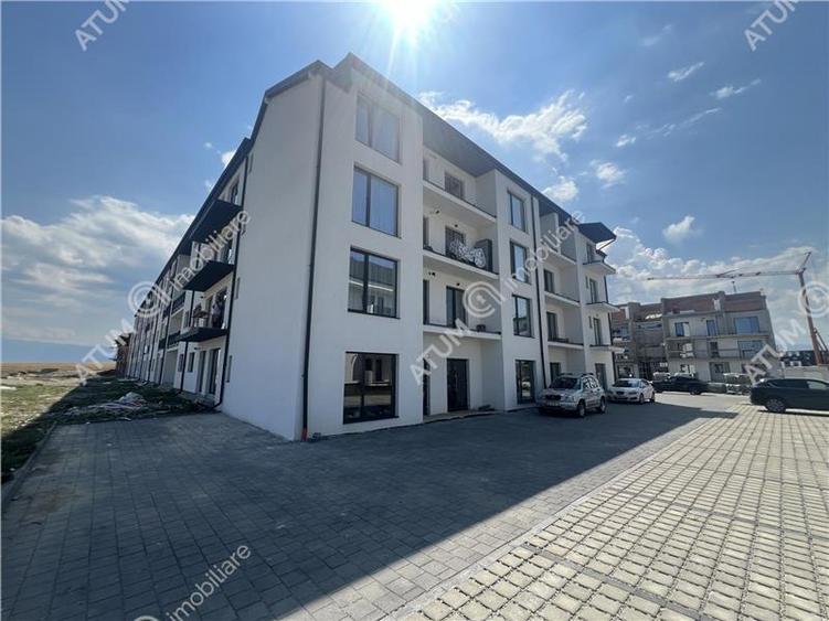 Apartament intabulat cu 3 camere 2 bai si balcon zona Doamna Stanca