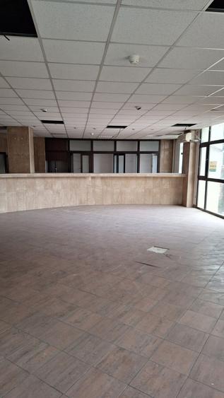 Spatiu comercial/Clinica/Cladire de birouri - Lugoj zona centrala