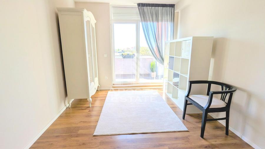 Penthouse cu 3 camere de vanzare,terasa mare, Zona Aradului, Timisoara