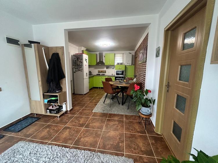Casa ultrafinisata de vanzare in Rascruci cu teren de 2936 mp