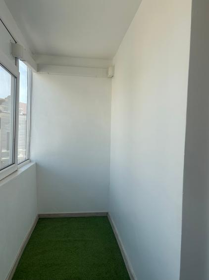 Apartament nemobilat, birou!