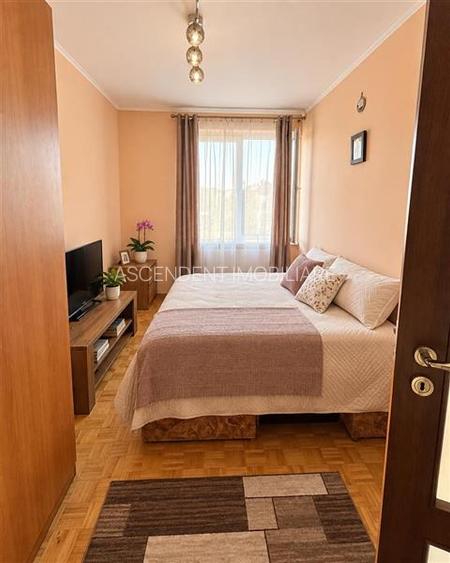 Apartament 3 camere, vedere montana, Tractorul, Brasov - 3