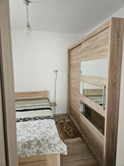 Apartament 2 camere în casă | 350 m de metrou Eroii Revoluției | Parcare curte