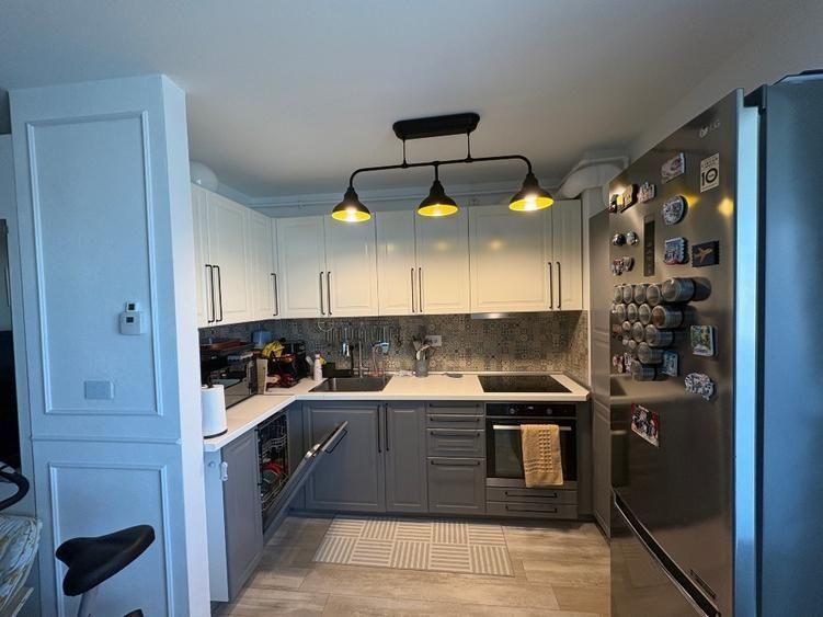 Apartament cu 3 camere si loc de parcare. Bloc nou/ Aradului