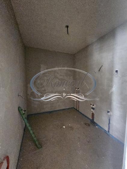 Apartament 2 camere, bloc nou in Floresti