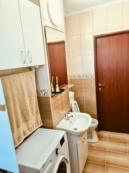 Garsoniera Dristor - metrou, bloc mixt, stradal, mobilată si utilată modern