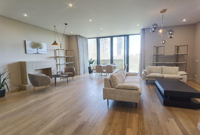 Apartament premium, vedere parc si lac, 2 garaje subterane
