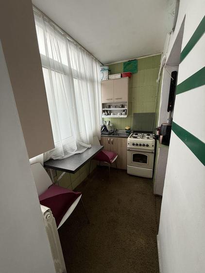 Apartament 2 camere, decomandat, 1 Mai