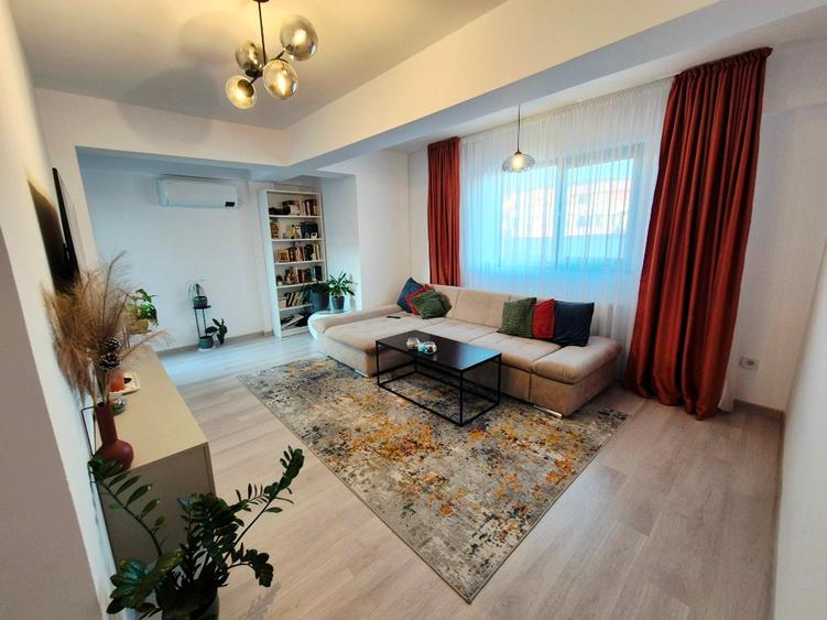 Închiriere apartament 3 camere