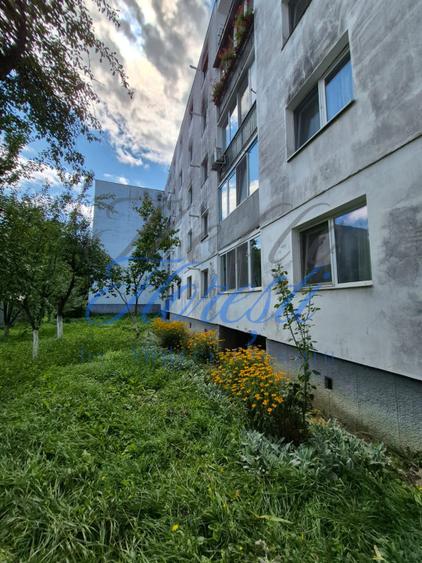 Apartament cu 3 camere , 61 mp, zona Manastur