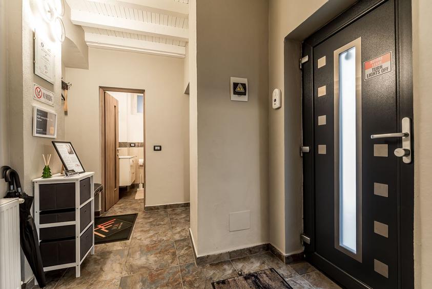 Apartament de 90 mp (conform CF), parter, ultracentral, tip loft