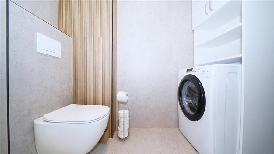 APARTAMENT NOU | ULTRACENTRAL | PRIMA INCHIRIERE | TERASA GENEROASA | PARCARE +