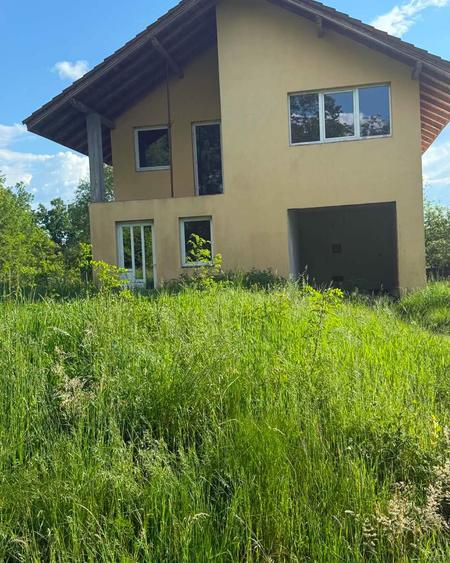 Casă P+1 de vânzare – Satu Nou de Jos | 194 mp construiți | Teren 546 m