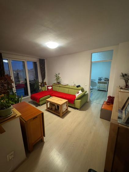 Apartament 3 camere, 57 mp, zona Progresul