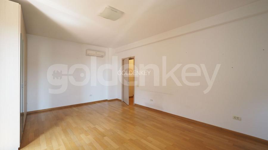 Penthouse generos cu 6 camere, 4 bai | 204mp terasa | 2 garaje - 16