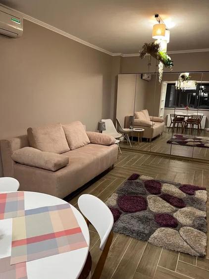 Apartament cu 2 camere, renovat - Casa de Cultură