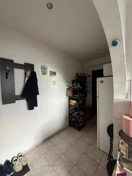 Apartament 2 camere, zona Podu Ros - 7