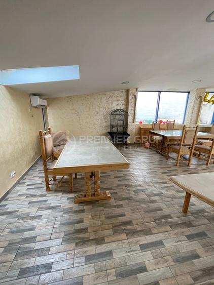 Spatiu comercial 56mp, Nicolina, CT, loc de parcare