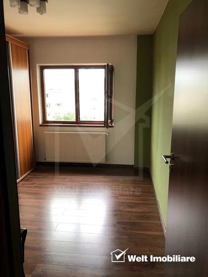 Apartament cu 3 camere decomandate in zona Iulius Mall