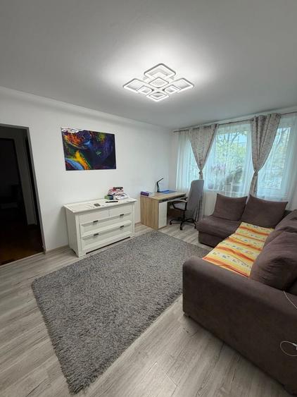 De apartament 2 camere cartier Hipodrom la cheie