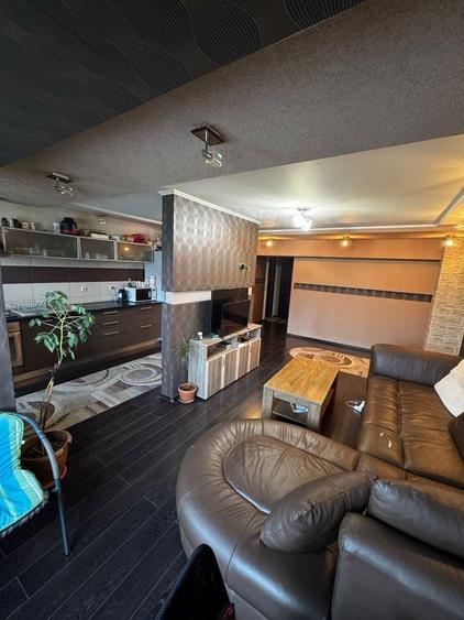 Vanzare apartament 3 camere, zona Ultimul Leu, 72 mp, 113.000 EURO