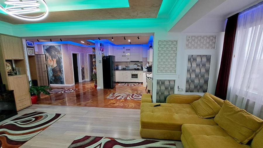 PENTHOUSE LUX - LOCATIE EXCELENTA -VIEW SUPERB - TERASA AMENAJATA 300 MP