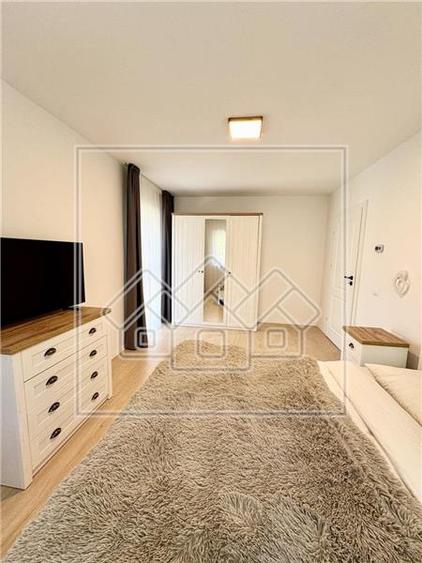 Casa cu 4 camere, 142 mp curte - Selimbar, str.O.Goga