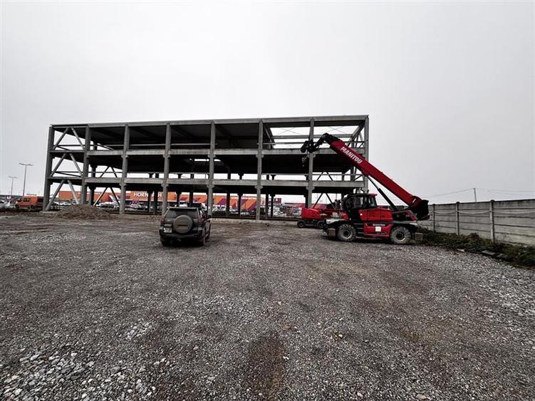 Proprietate Business de Exceptie langa Centura Oradea – 1.800 mp cu Vizibilitate
