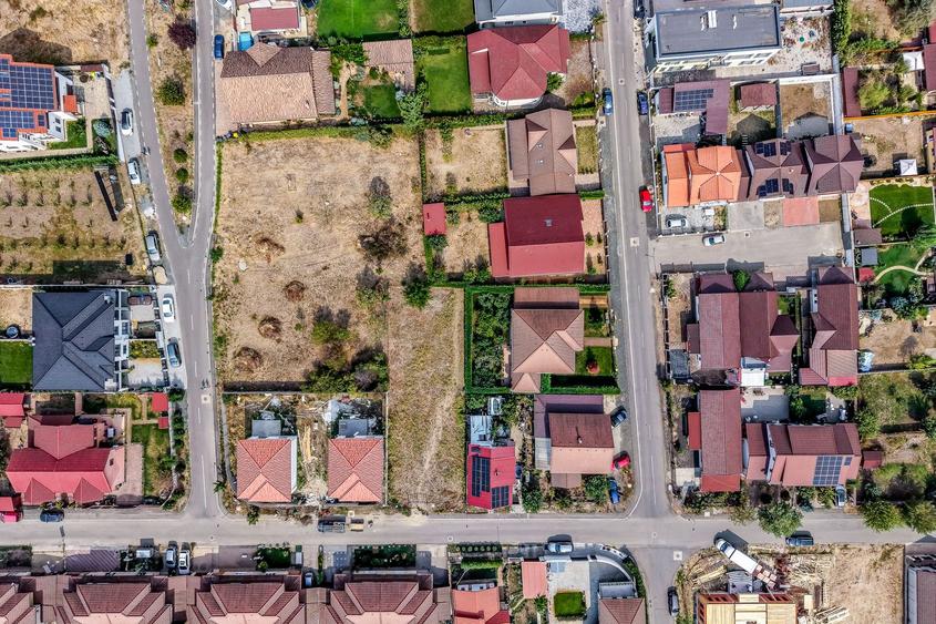 Două parcele de teren disponibile | Via Carmina | Str. Cassia