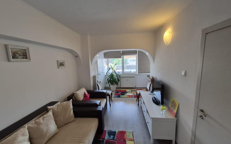 Pța Alba Iulia 3camere +terasă mare