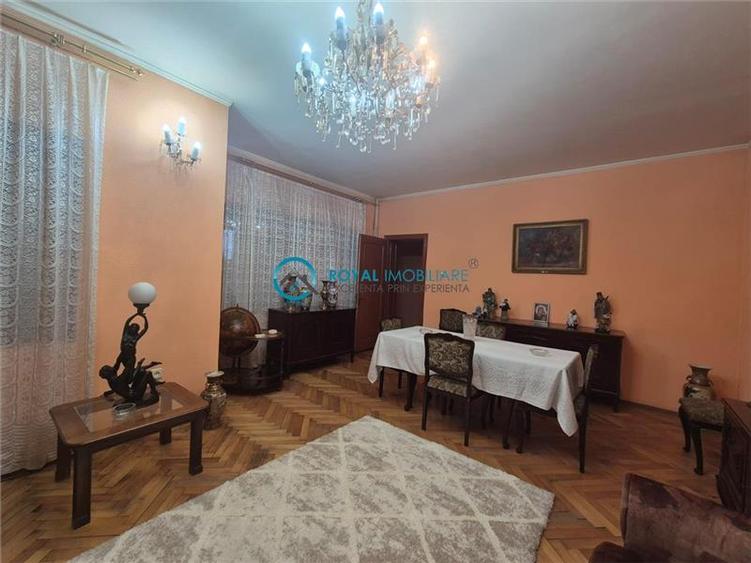 Royal Imobiliare - Vanzare Casa Zona Lupeni