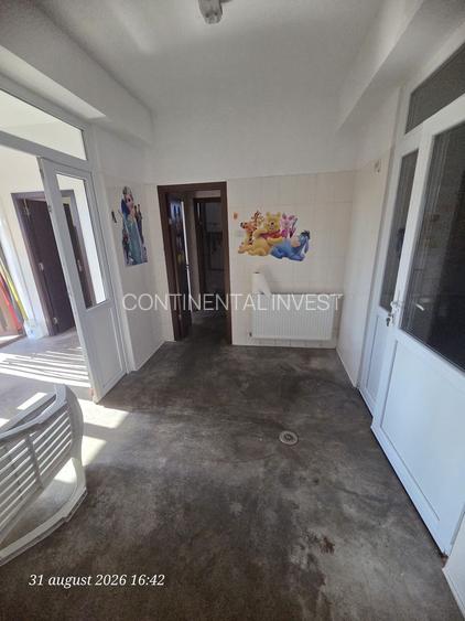 Spatiu 100mp, in vila, Bragadiru strada principala pe Diamantului - 7