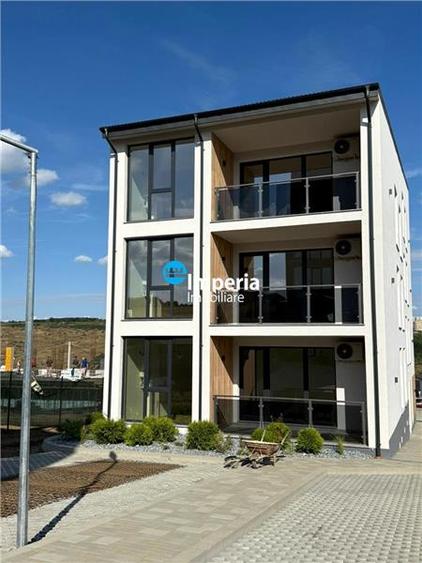 Apartament 3 camere 75 mp Rediu,parcare inclusa