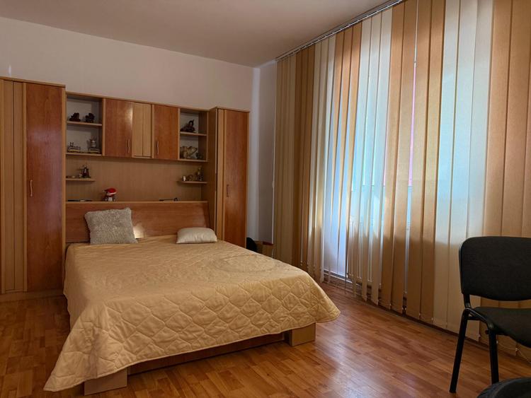 Cladire 30 camere Hotel Clinica Spital Azil Plumbuita Colentina