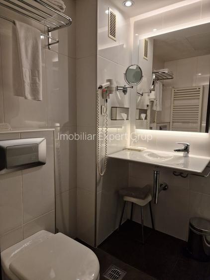 Zona Piata Unirii Hotel 4 STELE S+P+M+9 CU 76 Camere , Bar Restaurant - 4