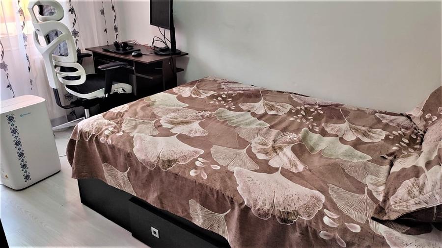 Apartament - 2 camere semidecomandat et 3 din 4 Calarasi zona Biserica Anastasia