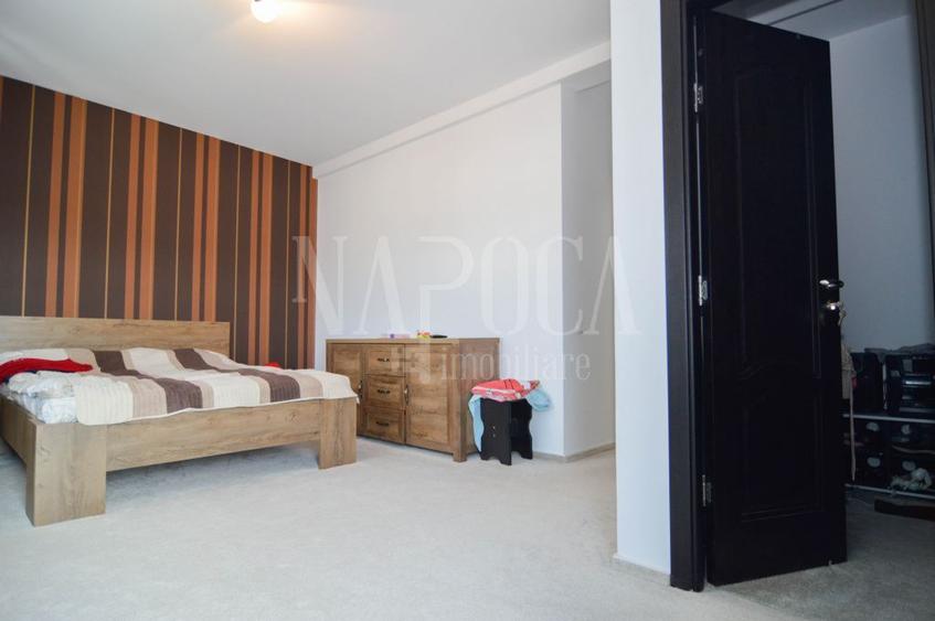 Casa 4 camere de vanzare in Floresti