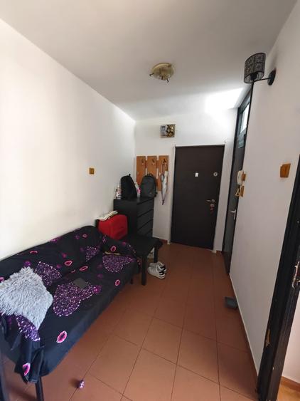 Garsonieră decomandată | Tineretului | Str. Poenari nr. 1 | Etaj 1 | 7min metrou