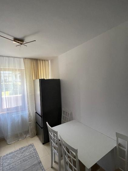 Proprietar,ofer spre închirierea apartament 3 camere in Piata Teatrului,langa ma