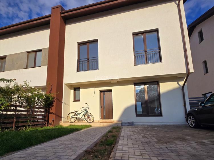 Duplex cu pereti separati langa padure si acces facil spre DN - 5