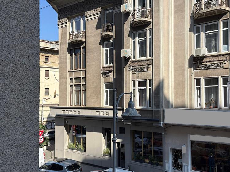 APARTAMENT CU 3 CAMERE DECOMANDAT - BLOC INTRETINUT - AMZEI - VICTORIEI - RETRAS