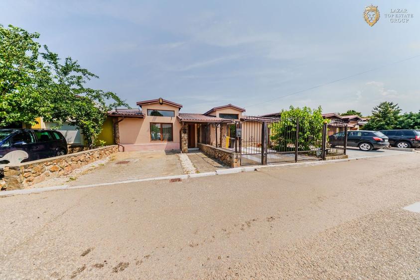 Casă 3 camere de vânzare – Cartier Verde
