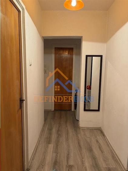 Tineretului – 3 camere decomandat, etaj 6/10, lângă parc